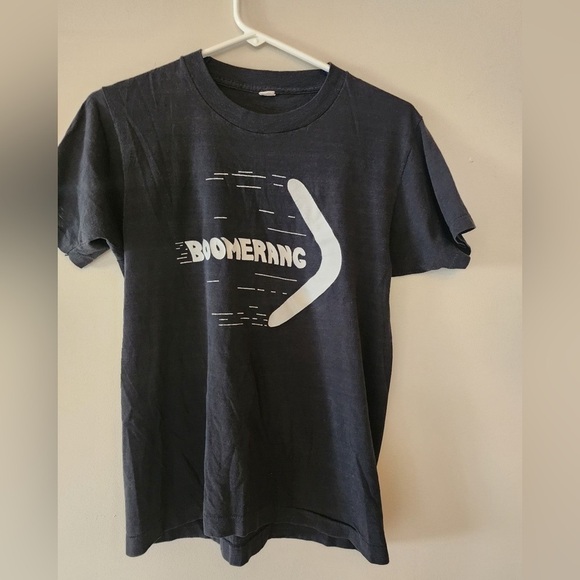 Other - Vintage mens single stitch boomerang shirt size small